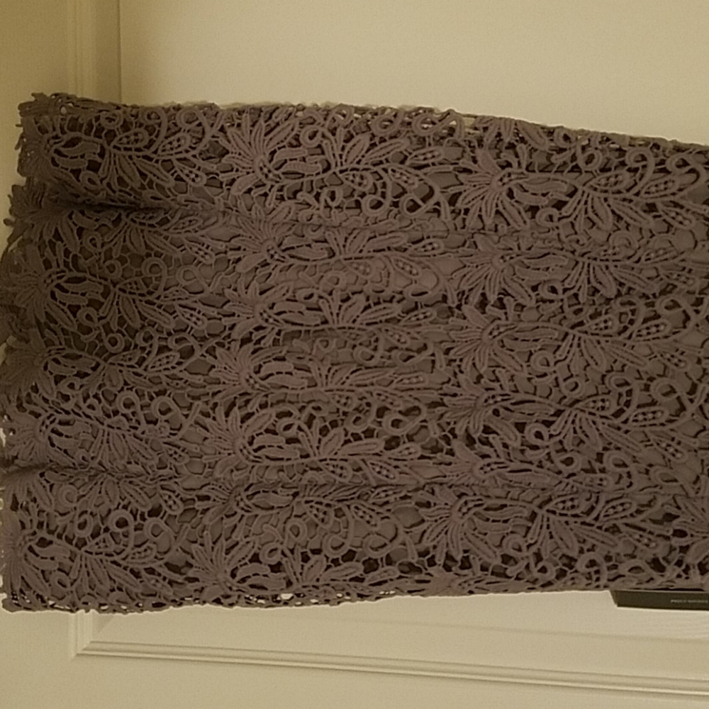Lace Mini - Picture 4 of 4
